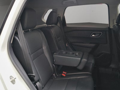 2024 Nissan X-Trail VUD 5 pts. Exclusive, TA, piel, RA-18