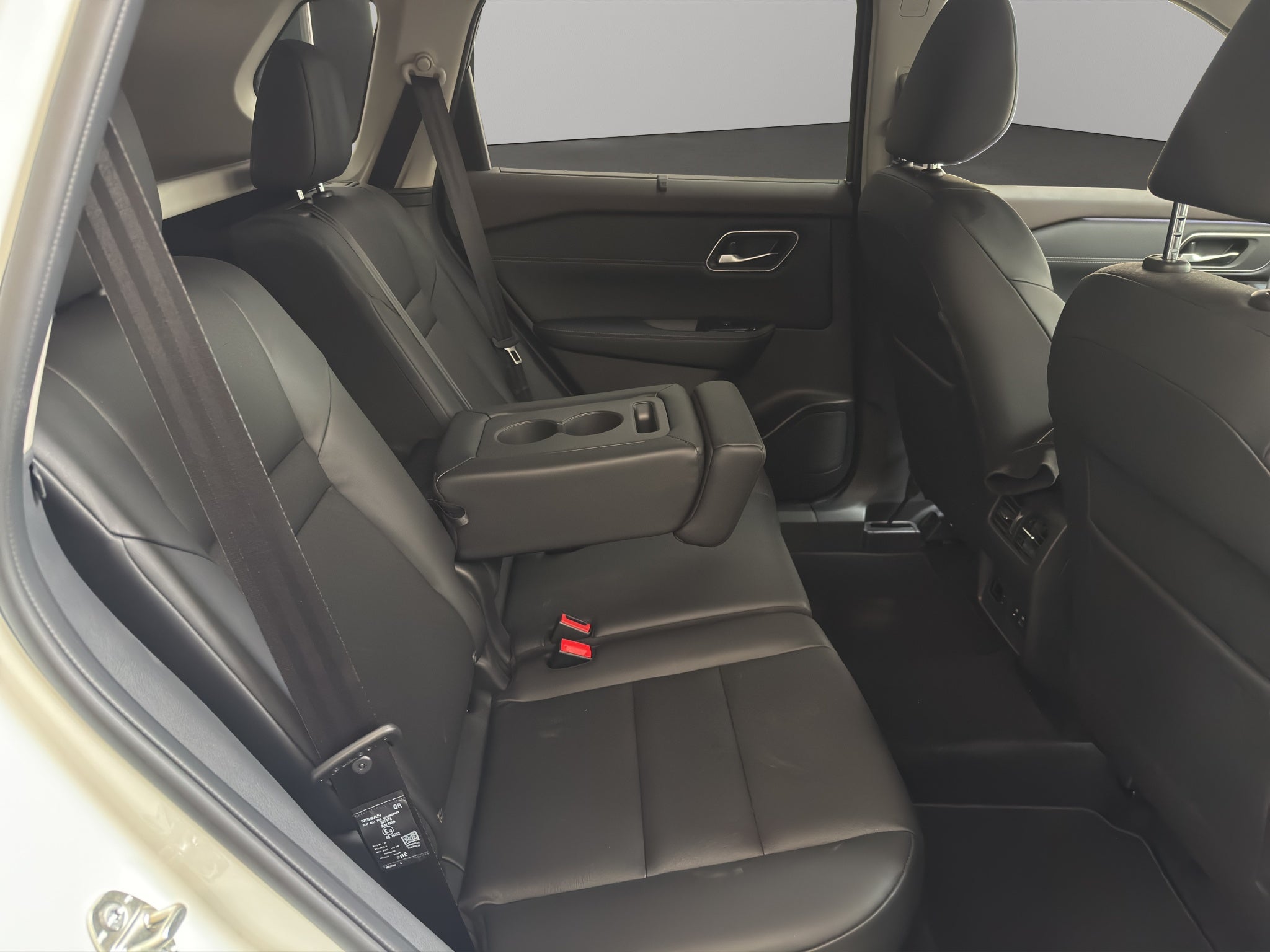 2026 Nissan X-Trail VUD 5 pts. Platinum Plus, TA, piel, QCP, GPS, ADAS, RA-19