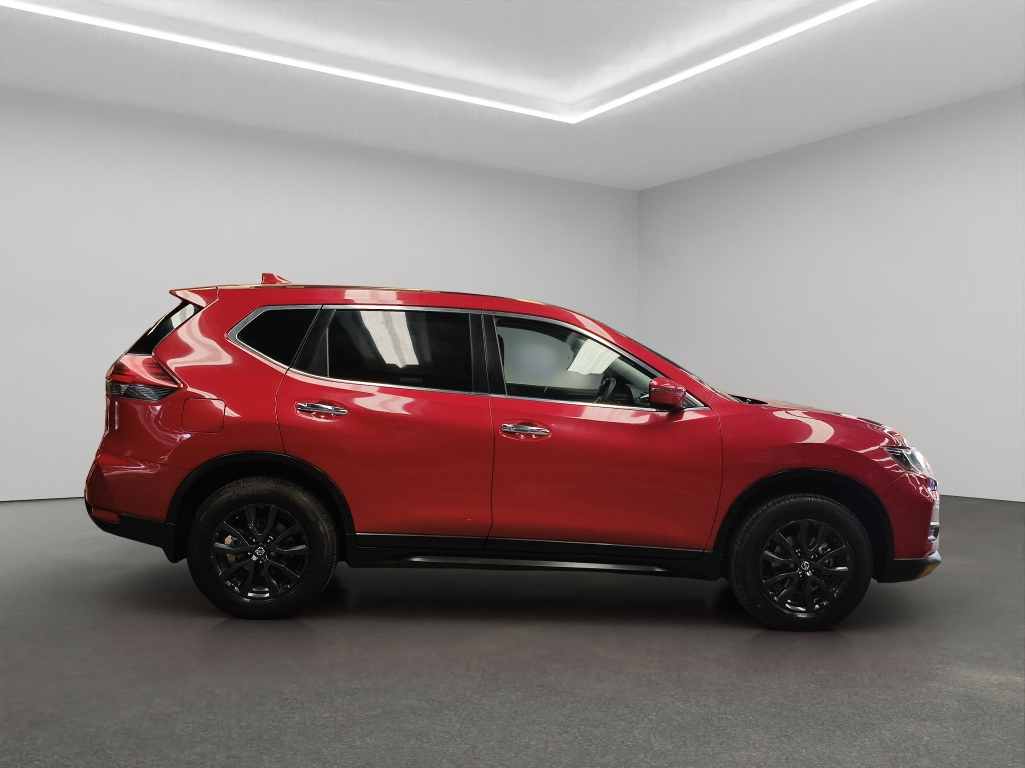 2022 Nissan X-Trail VUD 5 pts. Sense, TA, 5 pas., RA-17 (línea anterior)