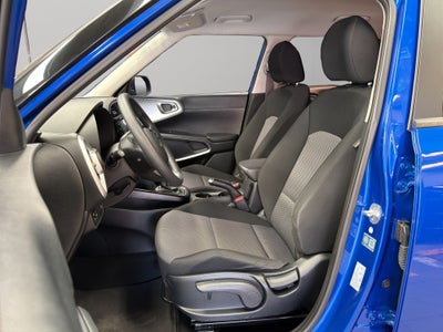 2022 Kia Soul VUD 5 pts. LX, 1.6l, TA, a/ac, RA-16 (línea anterior)