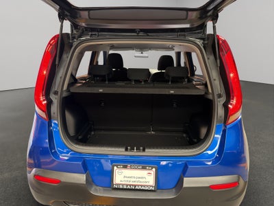 2022 Kia Soul VUD 5 pts. LX, 1.6l, TA, a/ac, RA-16 (línea anterior)