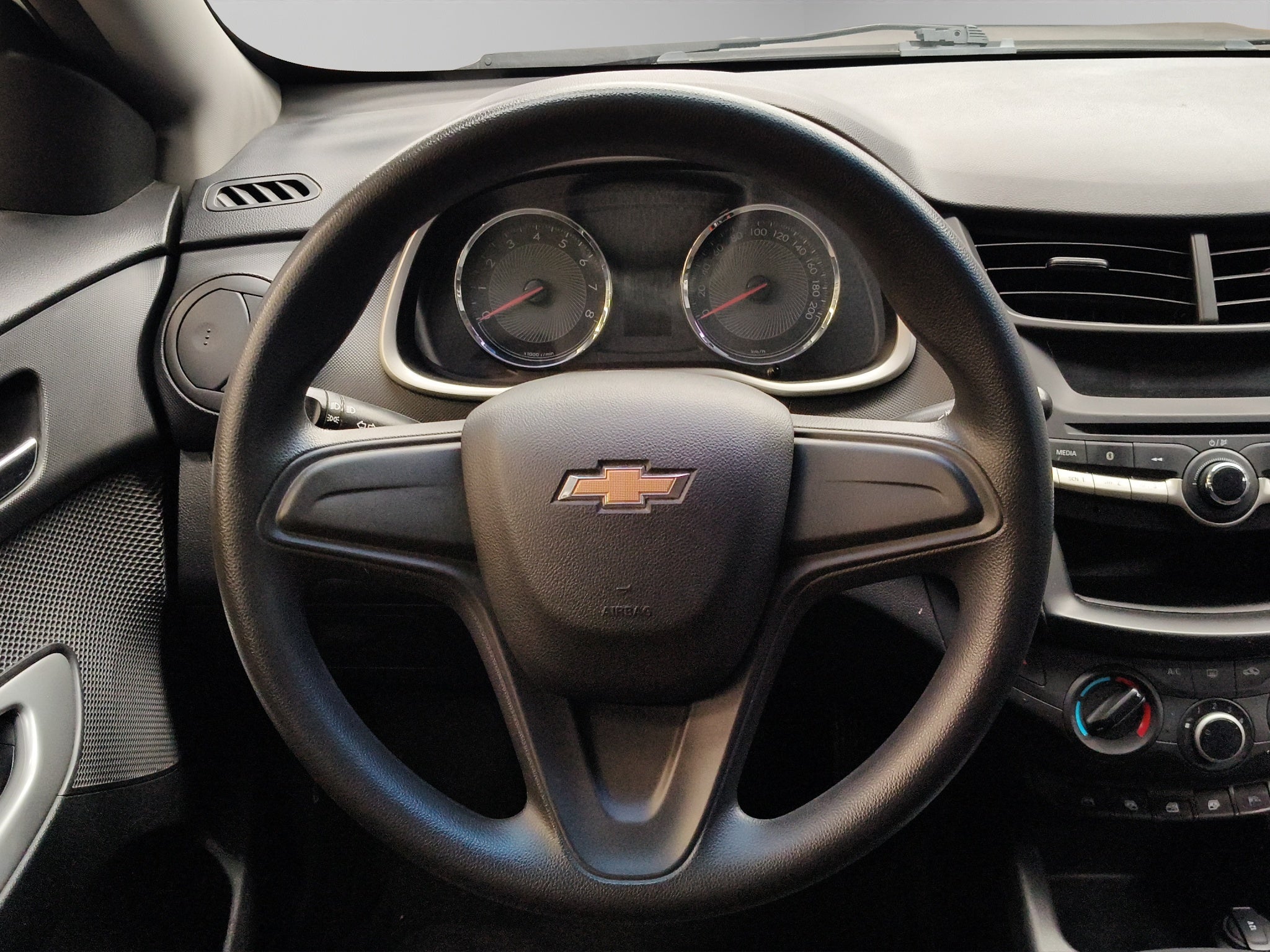 2020 Chevrolet Aveo 4 pts. LS, TM5, a/ac., R-14