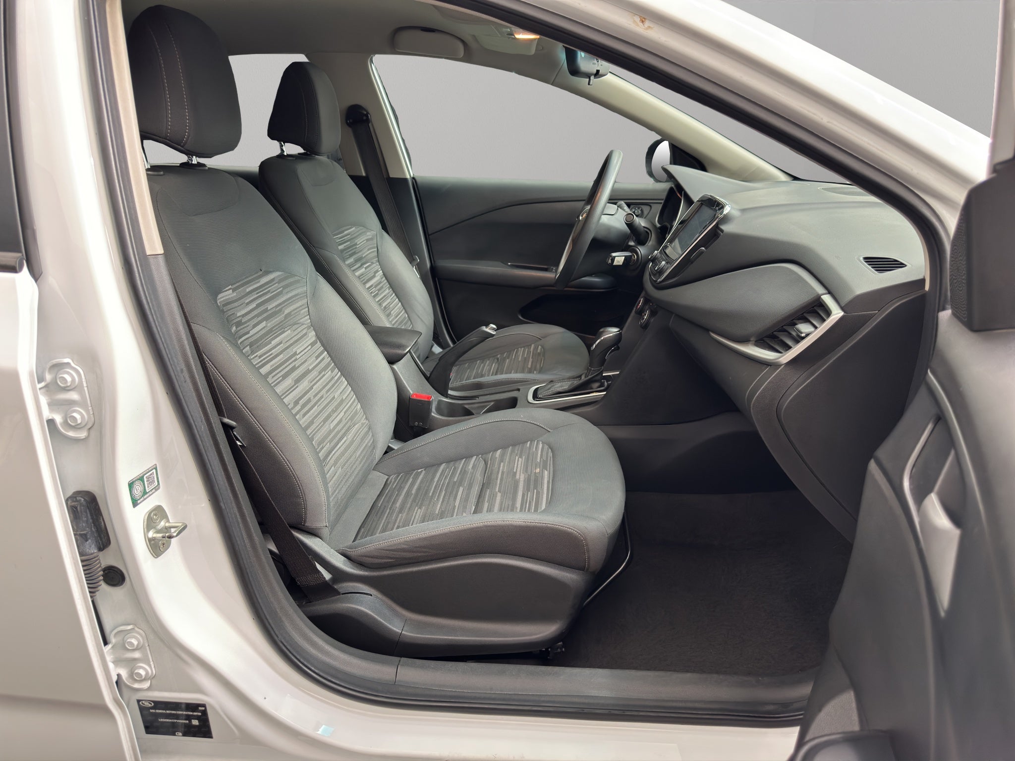 2023 Chevrolet Cavalier 4 pts. LS, 1.3T, TA, a/ac., VE, RA-16