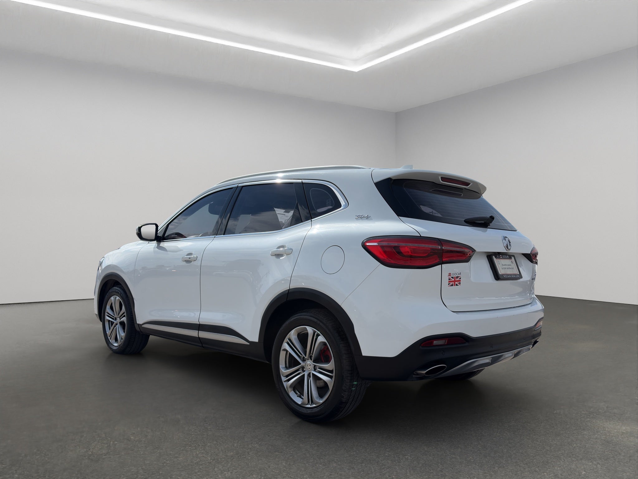 2022 MG HS VUD 5 pts. Trophy, 2.0T, TA, piel, TP, RA-18