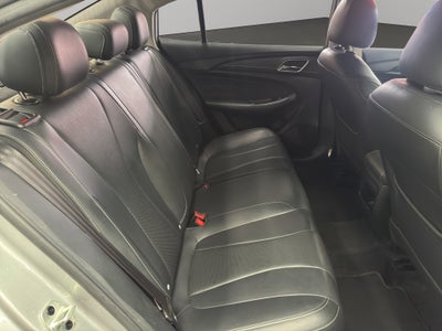 2024 MG MG5 4 pts. Excite, 1.5l, TM5, VE, piel, RA-16 (línea anterior)