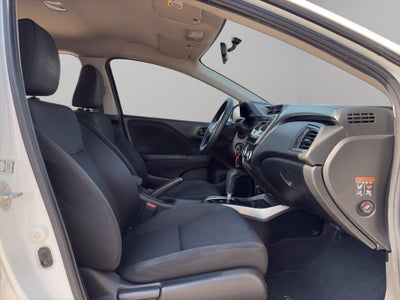 2020 Honda City 4 pts. LX, L4, CVT, a/ac., RA-15 (línea anterior)