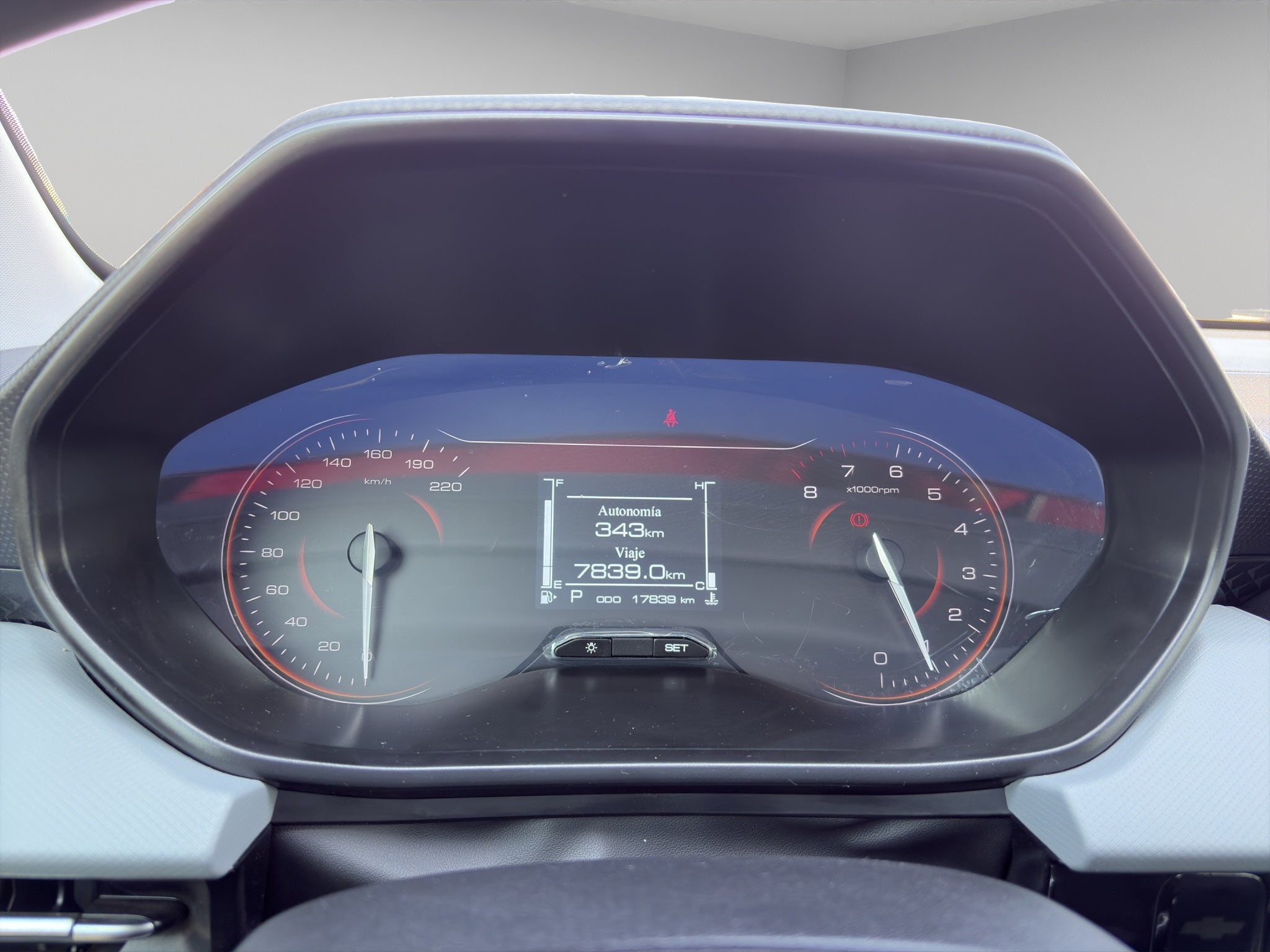 2025 Chevrolet Aveo 4 pts. LT, 1.5l, TA, a/ac., pantalla touch 8", RA-15