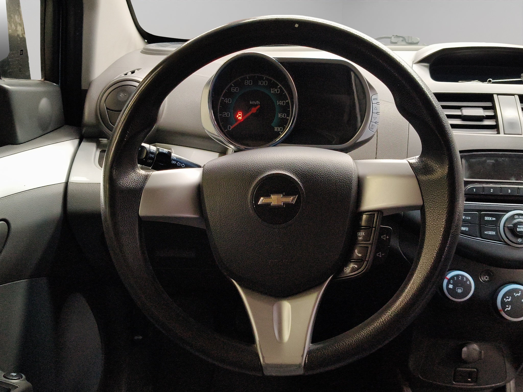 2016 Chevrolet Spark 5 pts. HB LTZ, 1.4l, TM5, a/ac., f. niebla, RA-15 (nueva generación)