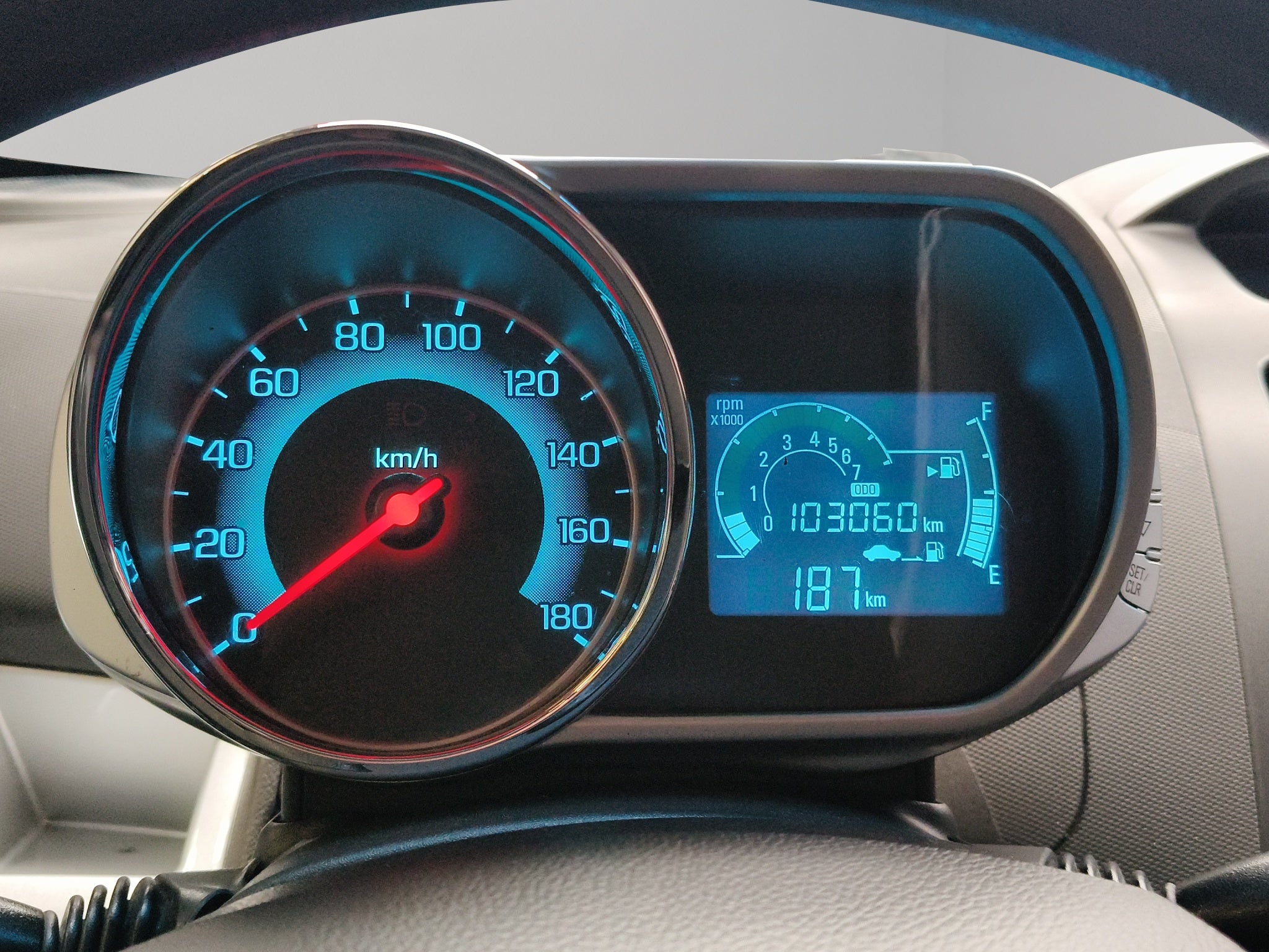 2016 Chevrolet Spark 5 pts. HB LTZ, 1.4l, TM5, a/ac., f. niebla, RA-15 (nueva generación)