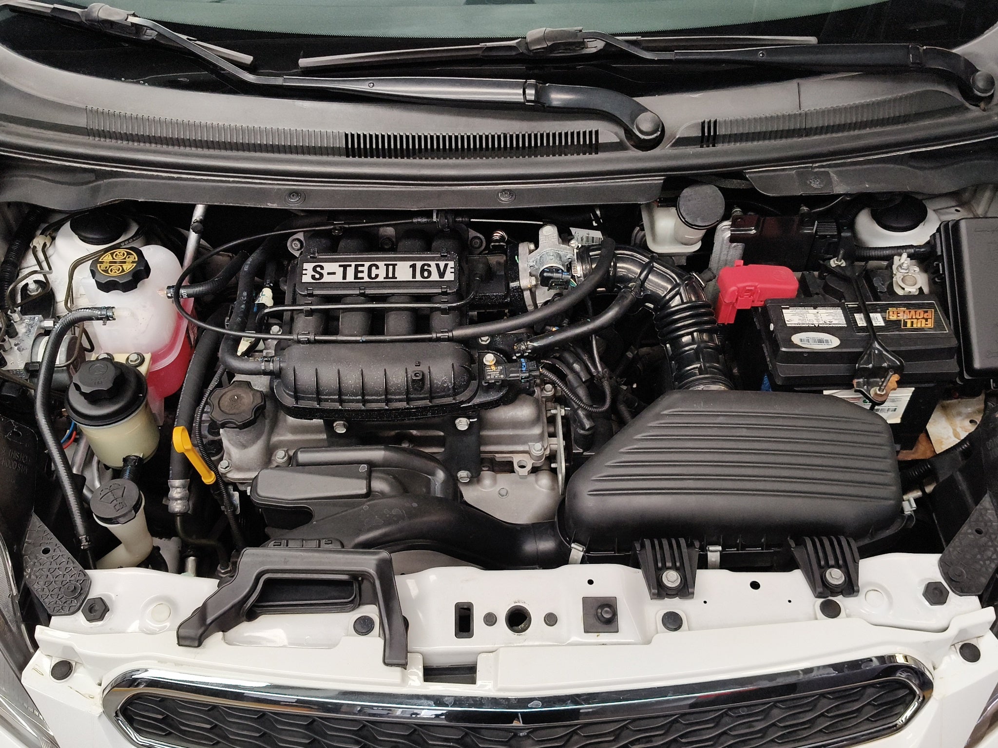 2016 Chevrolet Spark 5 pts. HB LTZ, 1.4l, TM5, a/ac., f. niebla, RA-15 (nueva generación)