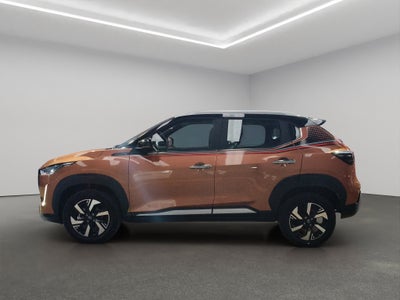 2025 Nissan Magnite VUD 5 pts. Exclusive, 1.0T, TM5, piel, RA-16