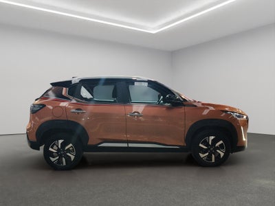 2025 Nissan Magnite VUD 5 pts. Exclusive, 1.0T, TM5, piel, RA-16