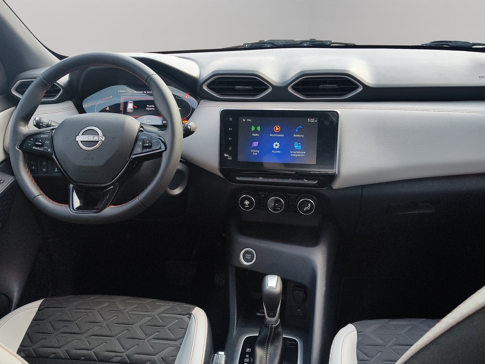 2025 Nissan Magnite VUD 5 pts. Exclusive, 1.0T, CVT, piel,RA-16