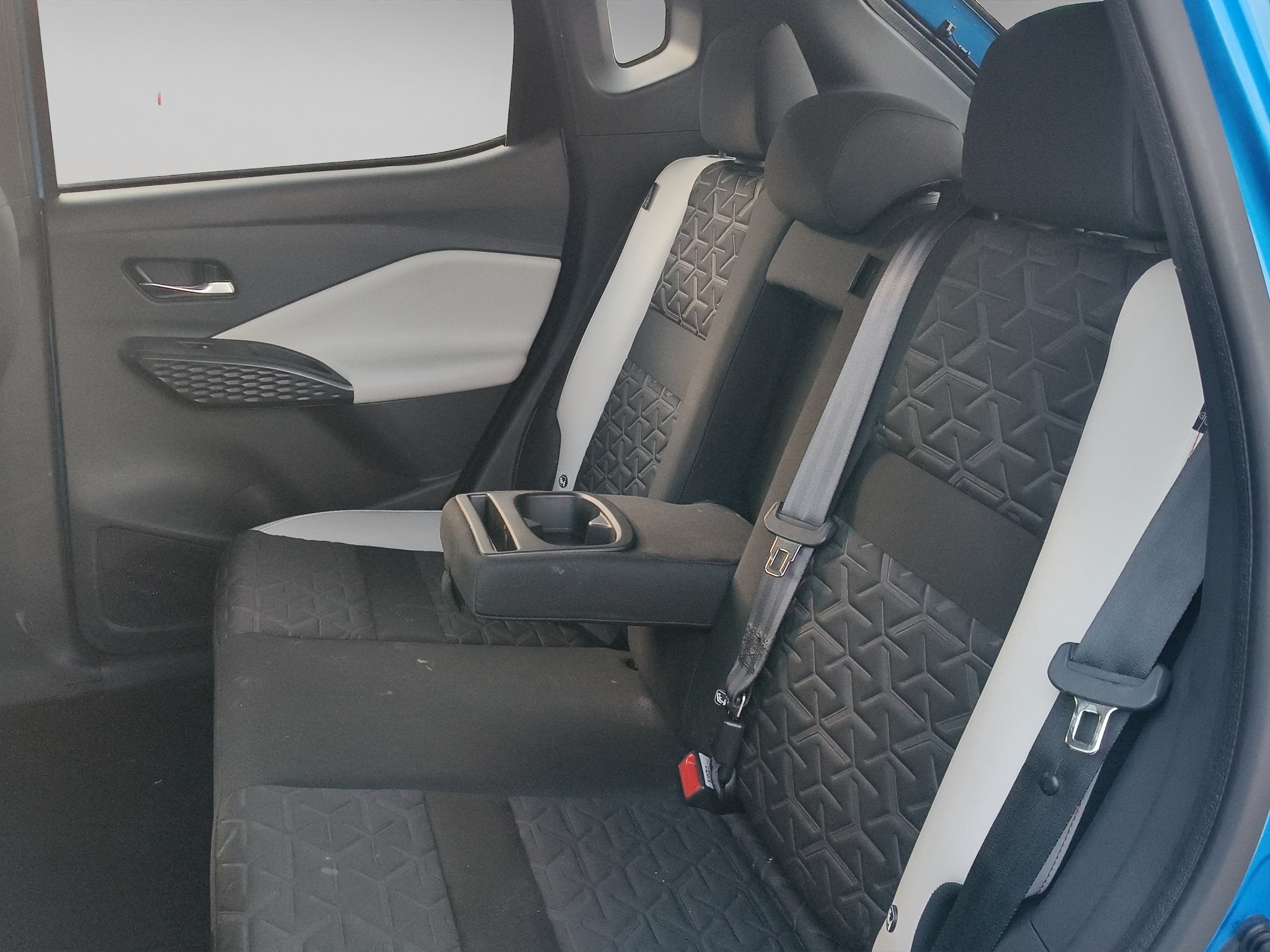 2025 Nissan Magnite VUD 5 pts. Exclusive, 1.0T, CVT, piel,RA-16