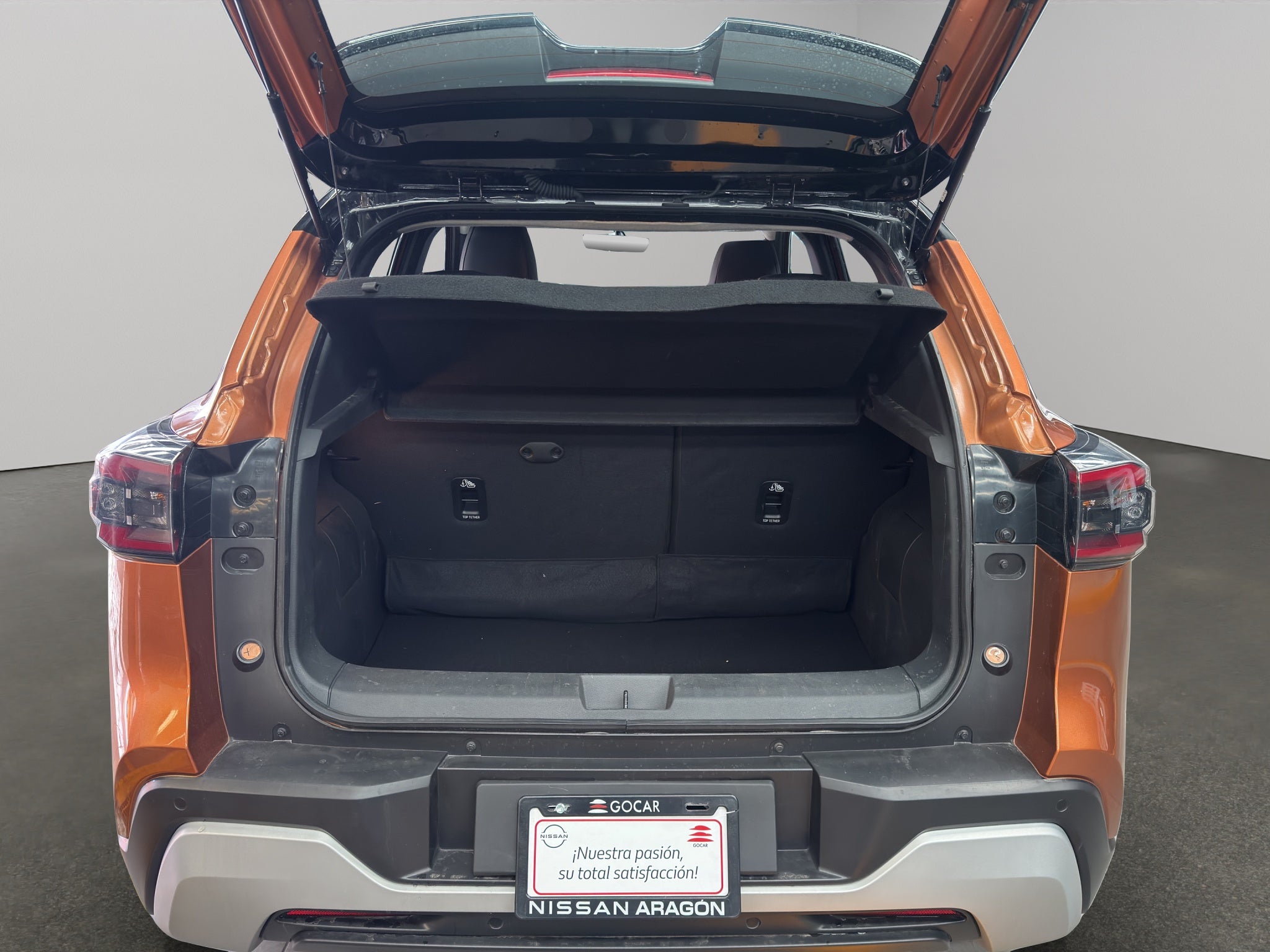 2025 Nissan Magnite VUD 5 pts. Exclusive, 1.0T, CVT, piel, RA-16