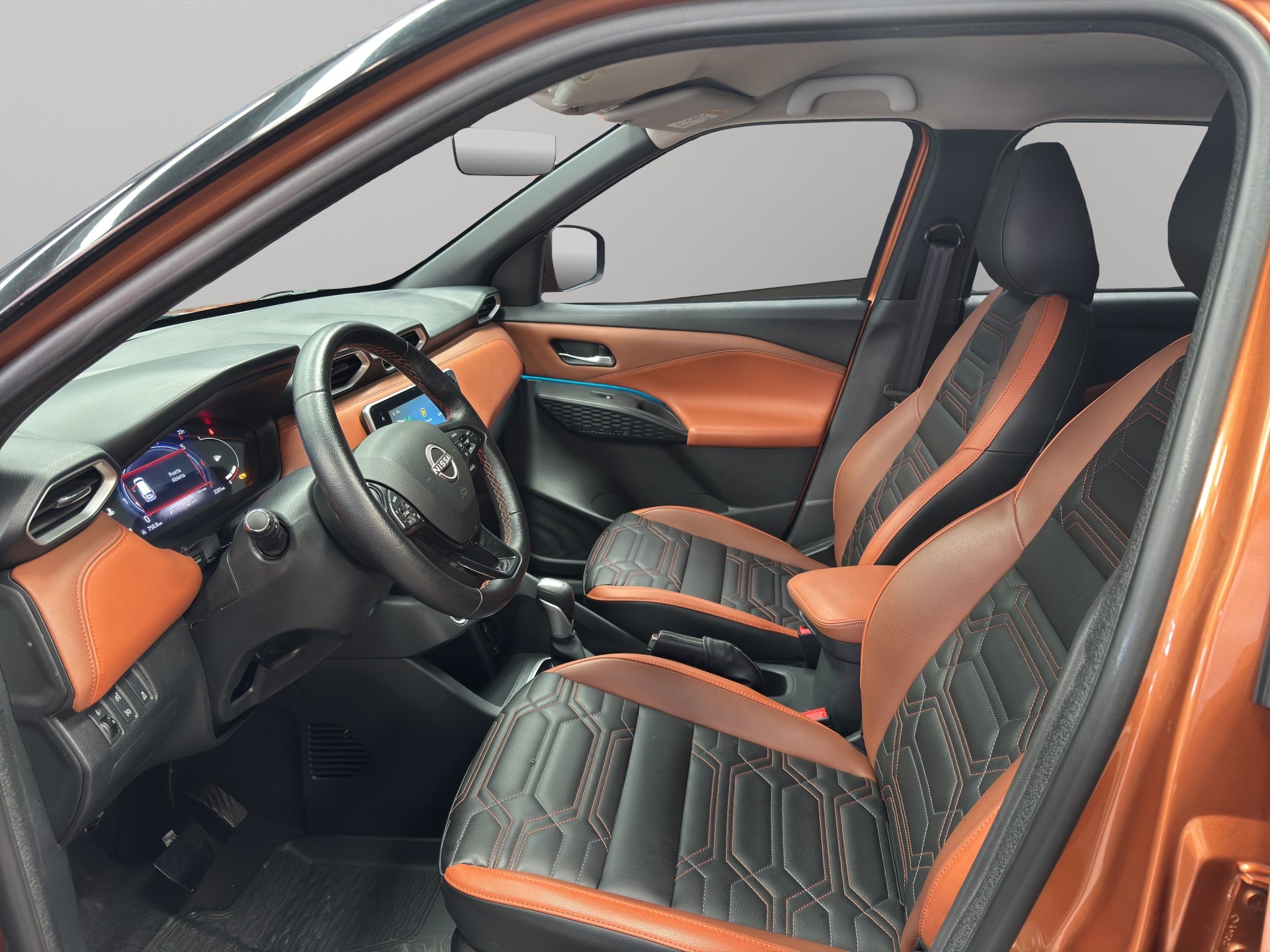 2025 Nissan Magnite VUD 5 pts. Exclusive, 1.0T, CVT, piel, RA-16