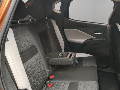 2025 Nissan Magnite VUD 5 pts. Exclusive, 1.0T, CVT, piel, RA-16
