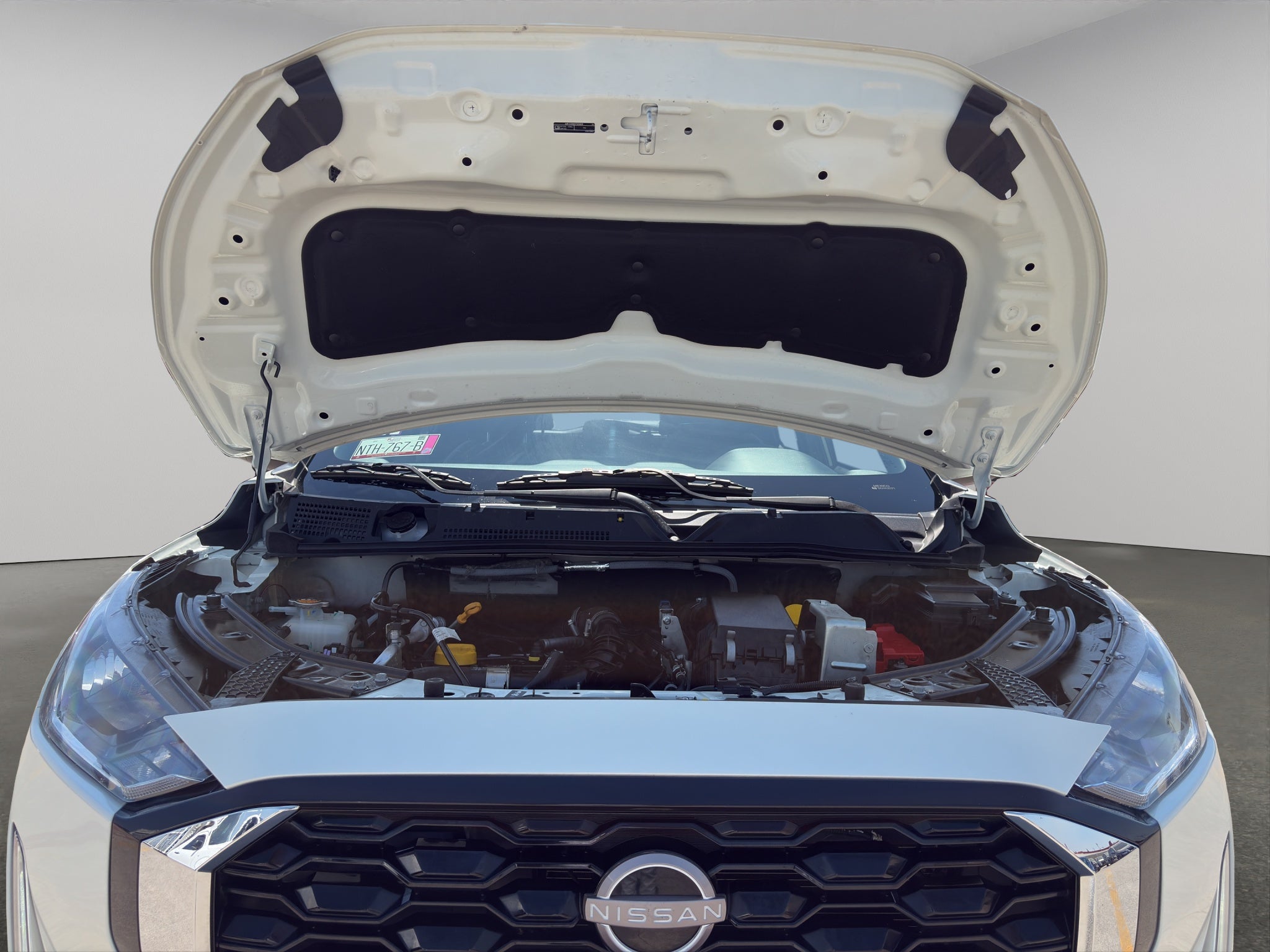 2025 Nissan Magnite VUD 5 pts. Advance, 1.0T, TM5, RA-16