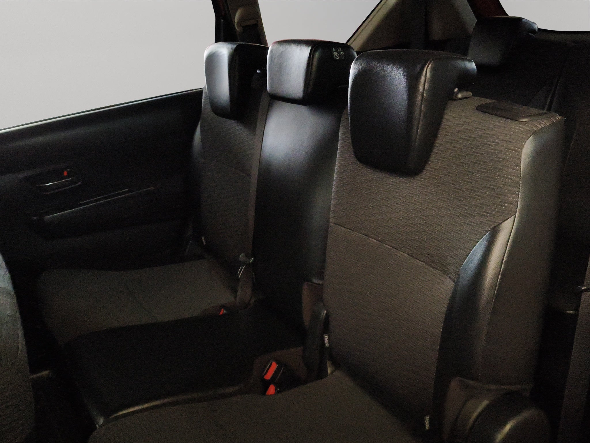 2022 Suzuki Ertiga Minivan 5 pts. XL7 GLX, 1.5l, TA, a/ac., f. led, RA-16