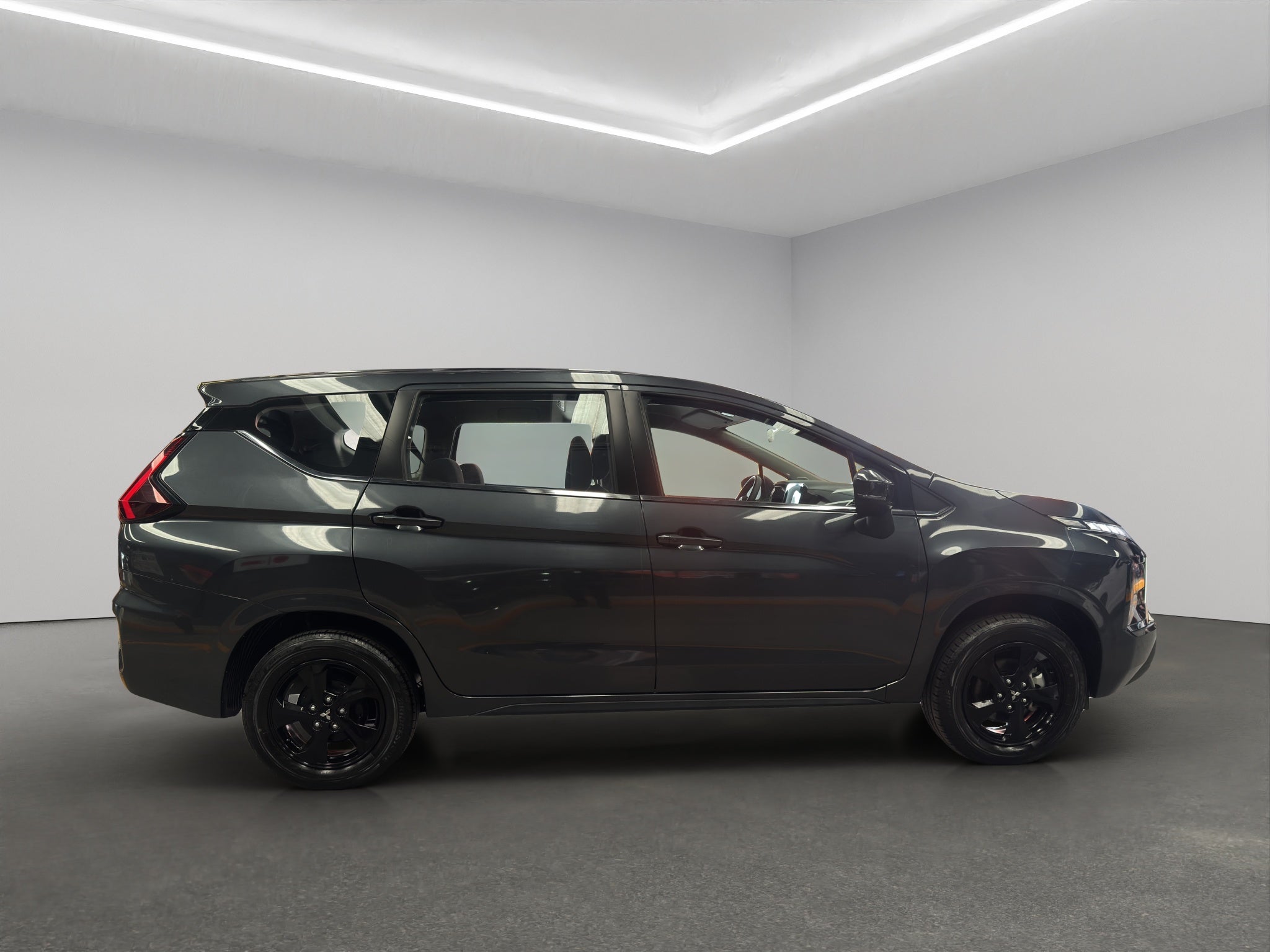 2025 Mitsubishi Xpander VUD 5 pts. GLS, 1.5l, TA, 7 pas., RA-16