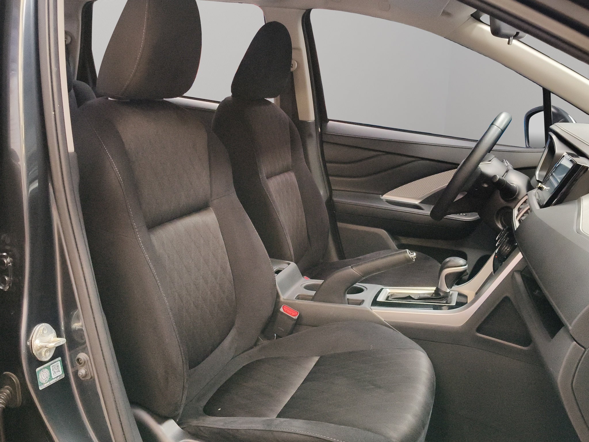 2024 Mitsubishi Xpander VUD 5 pts. GLS, 1.5l, TA, 7 pas., RA-16