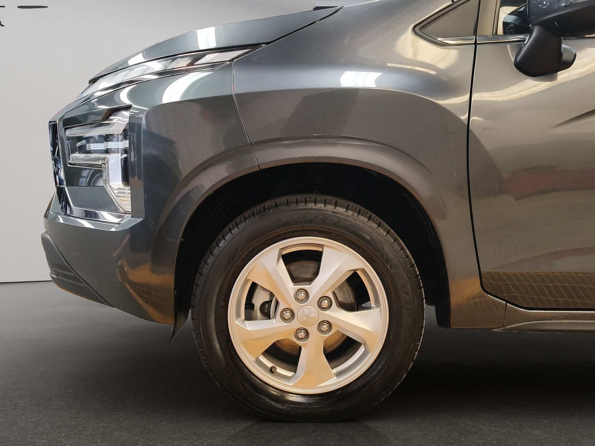 2024 Mitsubishi Xpander VUD 5 pts. GLS, 1.5l, TA, 7 pas., RA-16