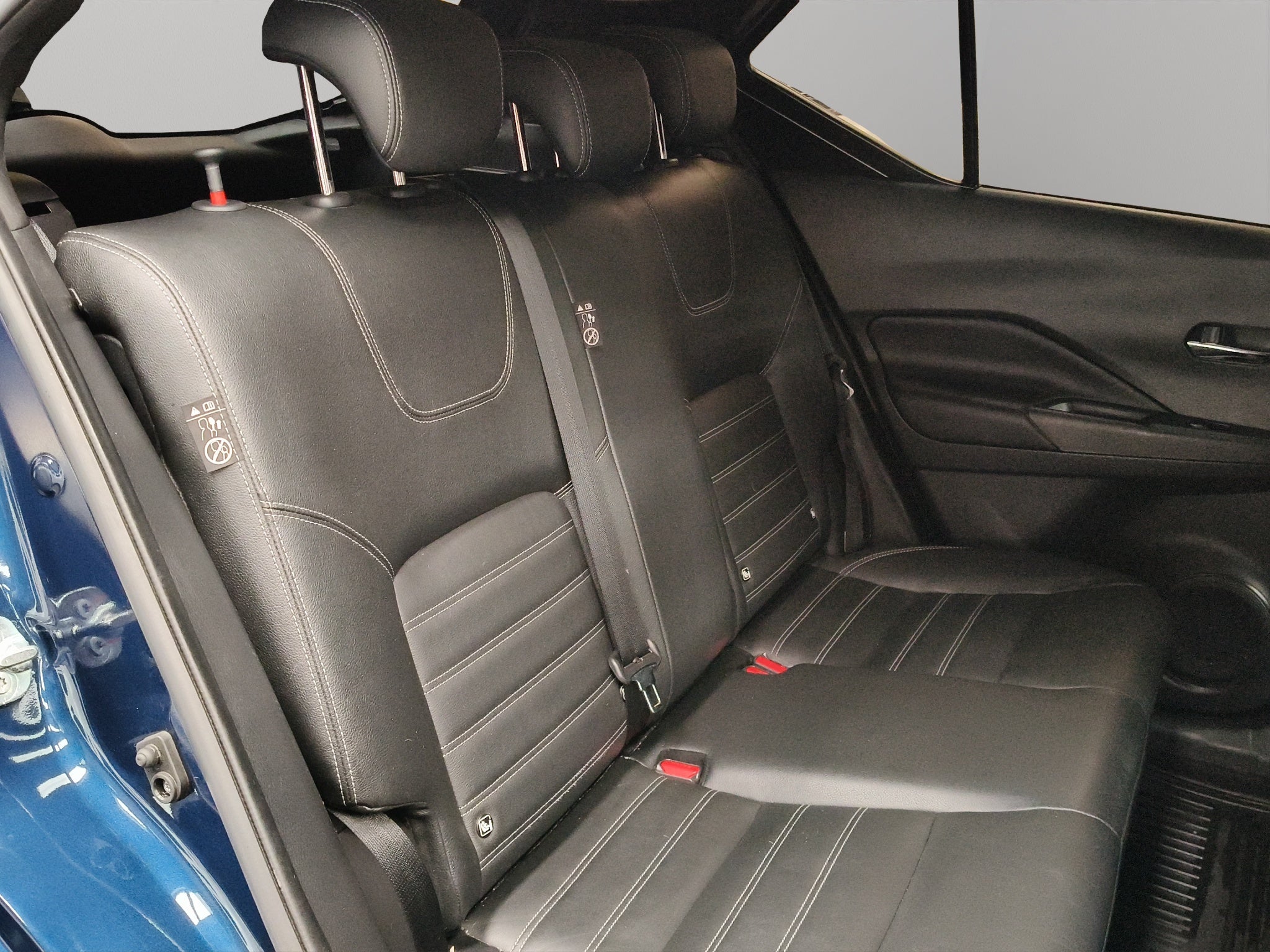 2023 Nissan Kicks VUD 5 pts. Exclusive e-Power, E-REV, TA, piel, RA-17