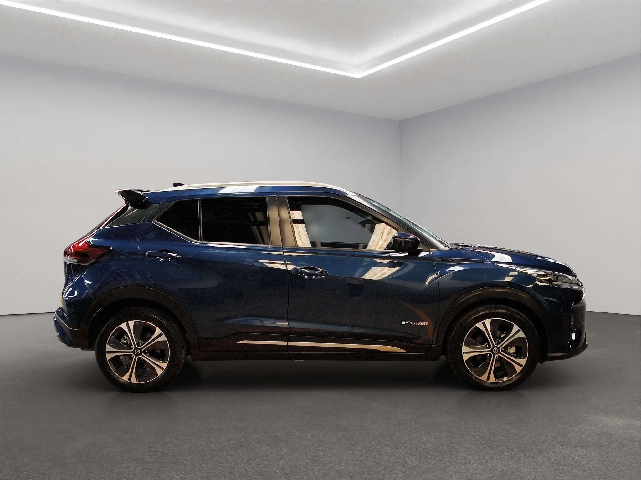 2023 Nissan Kicks VUD 5 pts. Exclusive e-Power, E-REV, TA, piel, RA-17