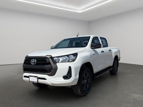 2023 Toyota Comerciales Hilux Pick-Up 4 pts. SR, Doble Cab., TM5, a/ac., VE, RA-17
