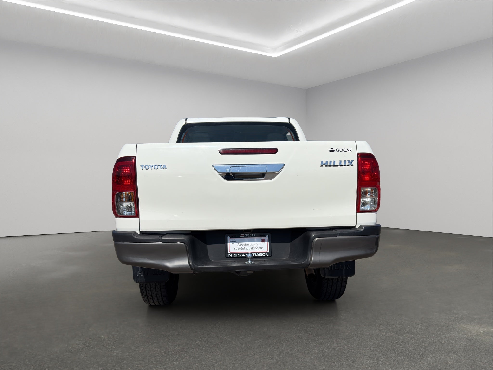 2023 Toyota Comerciales Hilux Pick-Up 4 pts. SR, Doble Cab., TM5, a/ac., VE, RA-17