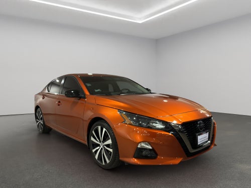 2022 Nissan Altima 4 pts. SR, 2.0T, CVT, a/ac., VE del., RA-19