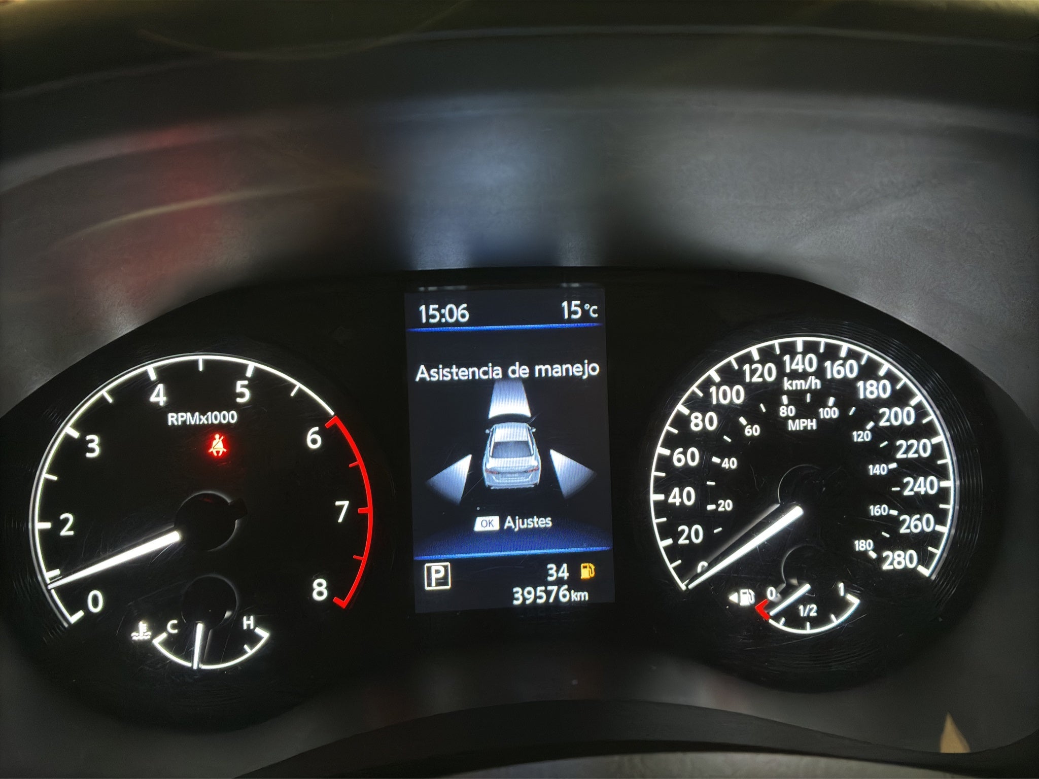 2022 Nissan Altima 4 pts. SR, 2.0T, CVT, a/ac., VE del., RA-19