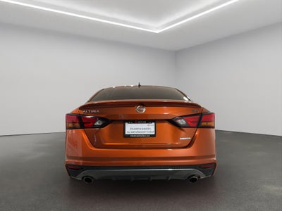 2022 Nissan Altima 4 pts. SR, 2.0T, CVT, a/ac., VE del., RA-19