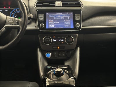 2021 Nissan Leaf 5 pts. HB SL, EV, autonomía 240 km, 40 kWh, piel, RA-17