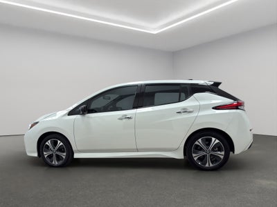 2021 Nissan Leaf 5 pts. HB SL, EV, autonomía 240 km, 40 kWh, piel, RA-17