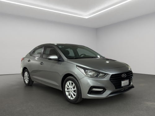 2022 Hyundai Accent 4 pts. GL MID, 1.6l, TM6, a/ac., VE del., cámara reversa, RA-15