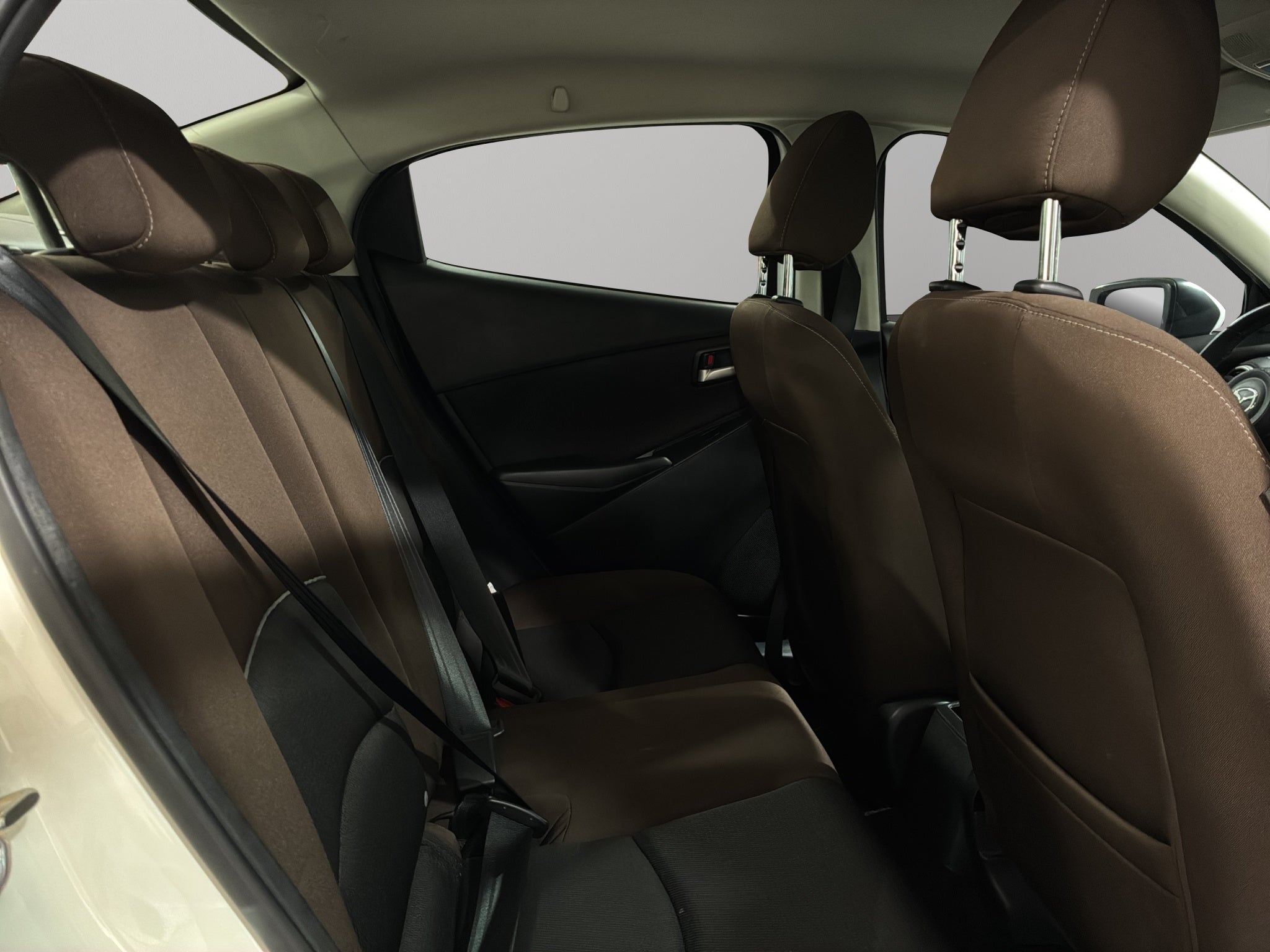 2022 Mazda Mazda 2 4 pts. i Sport, 1.5l, TM6, a/ac., VE, RA-15