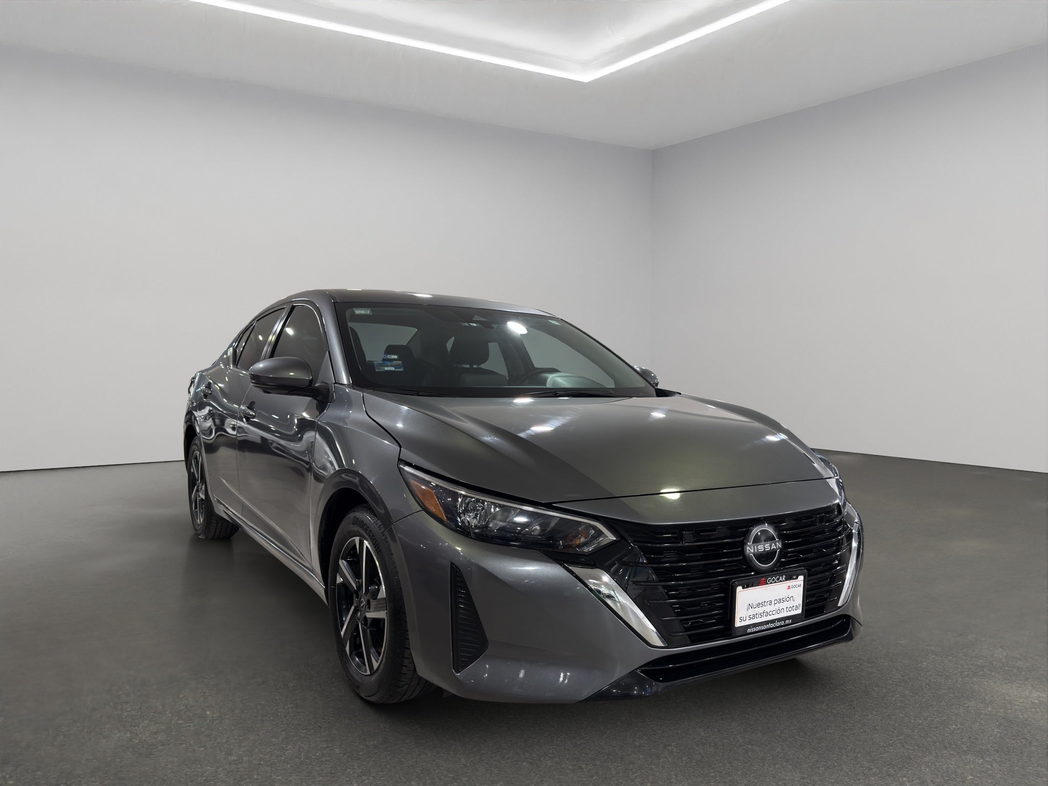 2024 Nissan Sentra 4 pts. Advance, TM6, a/ac., f. niebla, RA-16