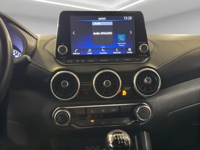 2024 Nissan Sentra 4 pts. Advance, TM6, a/ac., f. niebla, RA-16