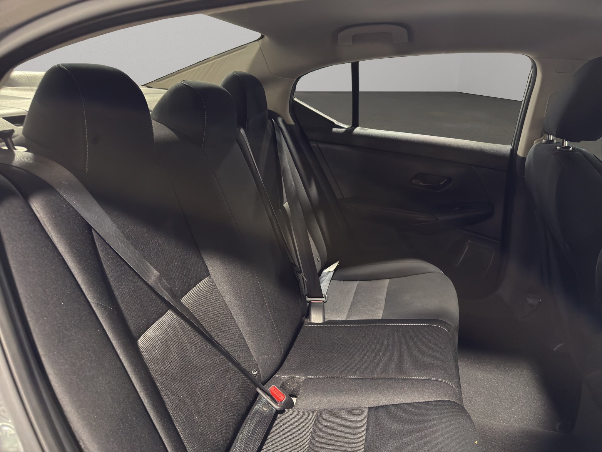 2024 Nissan Sentra 4 pts. Advance, TM6, a/ac., f. niebla, RA-16
