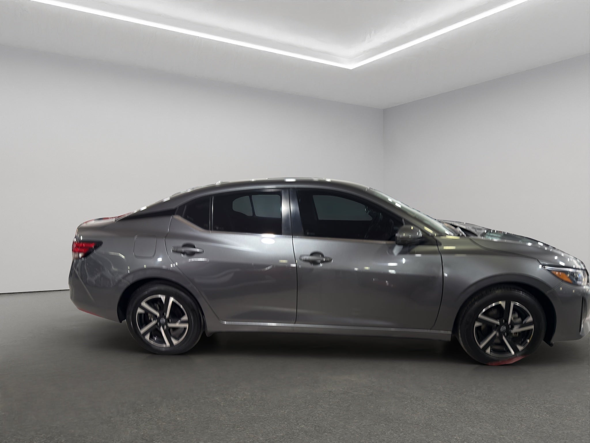 2024 Nissan Sentra 4 pts. Advance, TM6, a/ac., f. niebla, RA-16