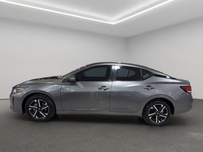 2024 Nissan Sentra 4 pts. Advance, TM6, a/ac., f. niebla, RA-16