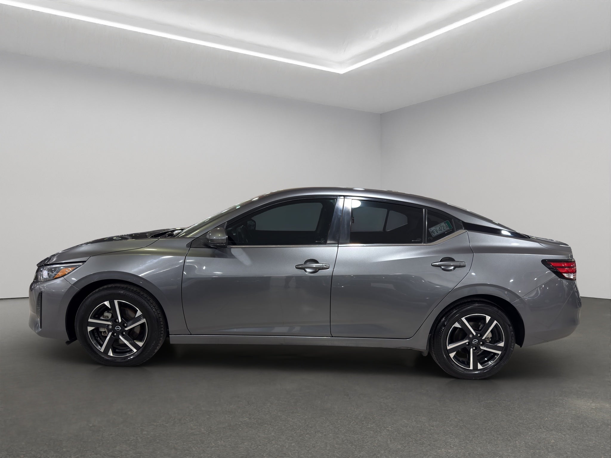 2024 Nissan Sentra 4 pts. Advance, TM6, a/ac., f. niebla, RA-16