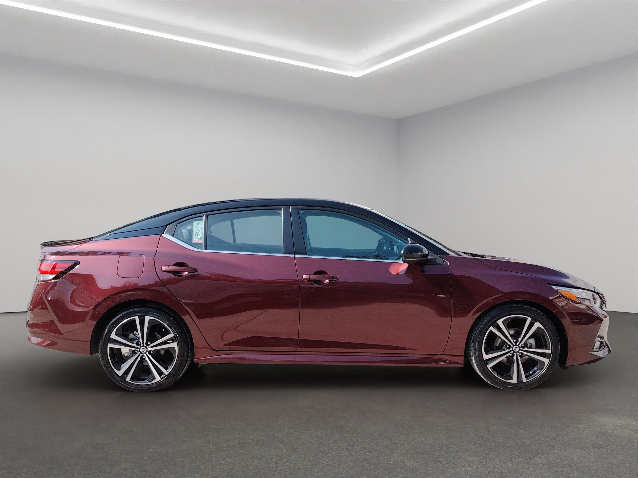 2023 Nissan Sentra 4 pts. SR, TA, a/ac., QC, s. Bose, f. led, RA-18