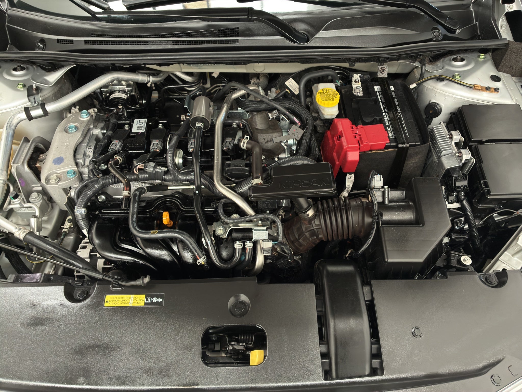2024 Nissan Sentra 4 pts. Sense, TM6, a/ac., RA-16