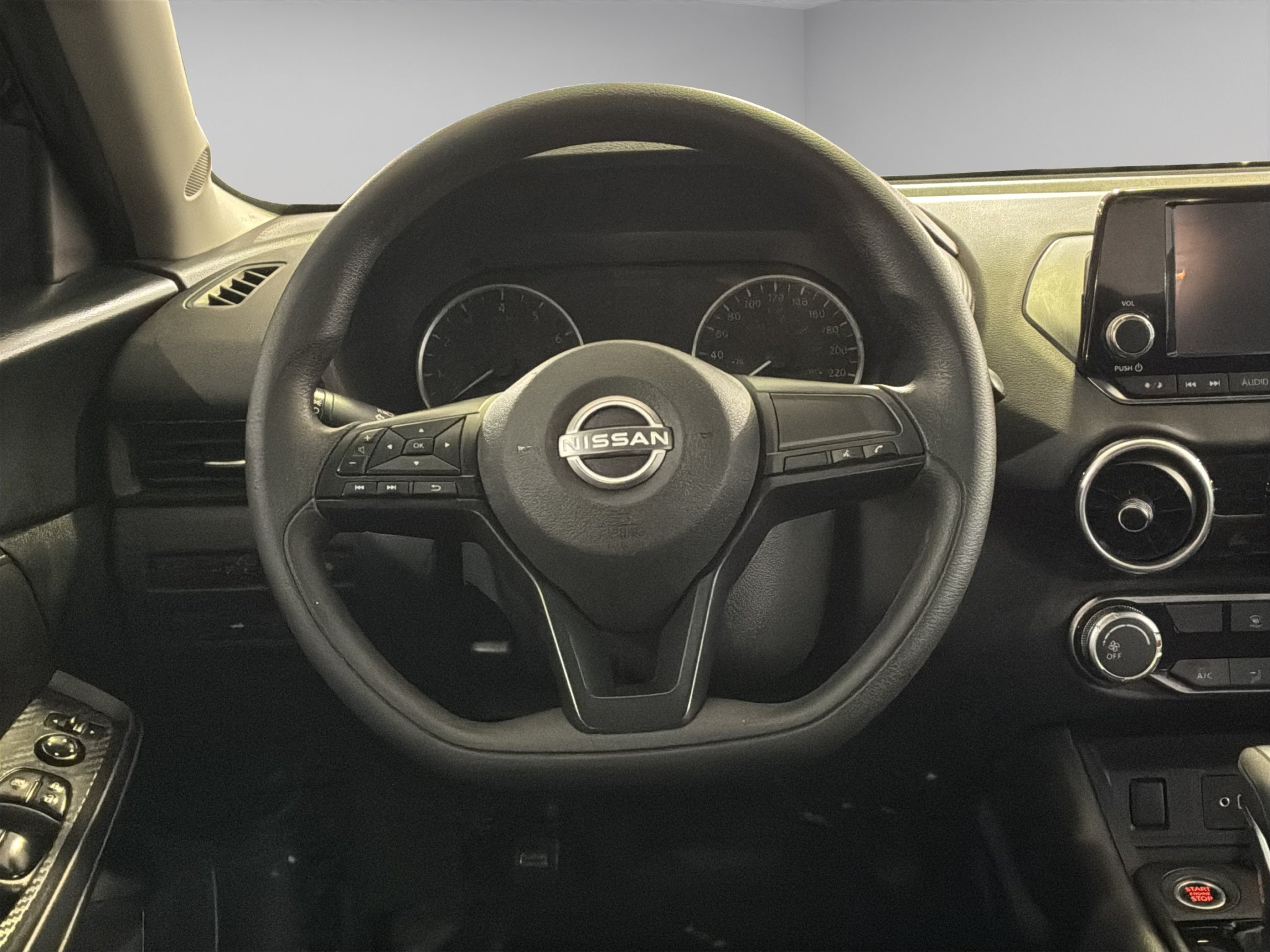 2024 Nissan Sentra 4 pts. Sense, TM6, a/ac., RA-16