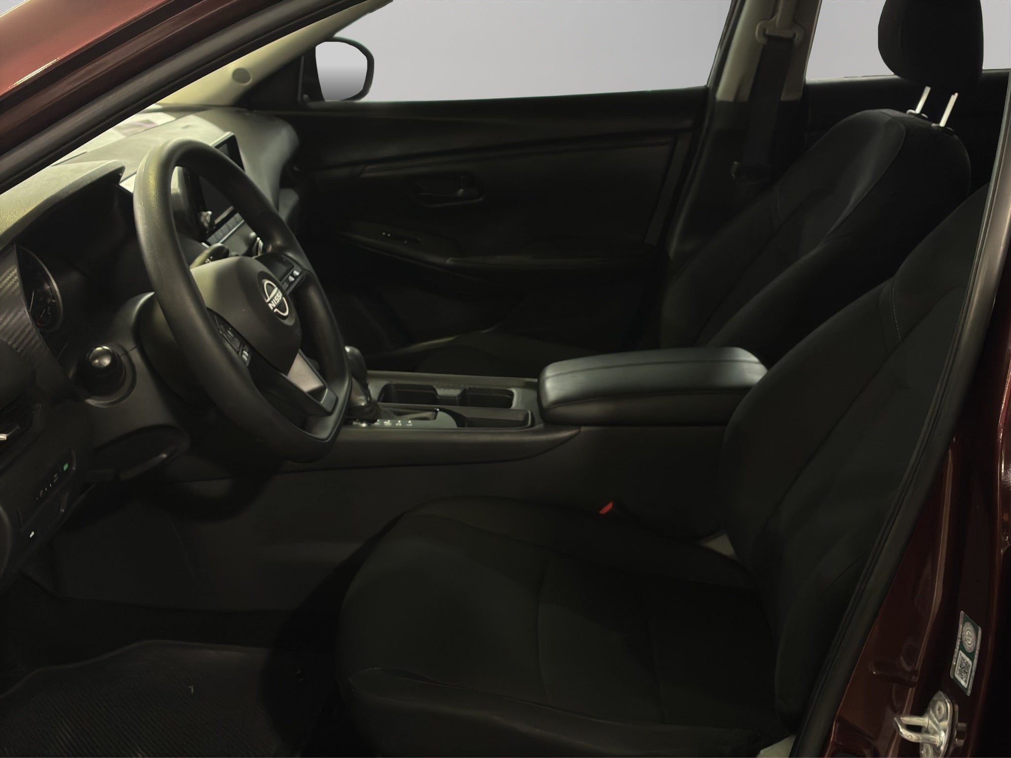 2024 Nissan Sentra 4 pts. Sense, TM6, a/ac., RA-16