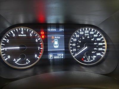 2022 Nissan Sentra 4 pts. Advance, TM6, a/ac., f. niebla, RA-16