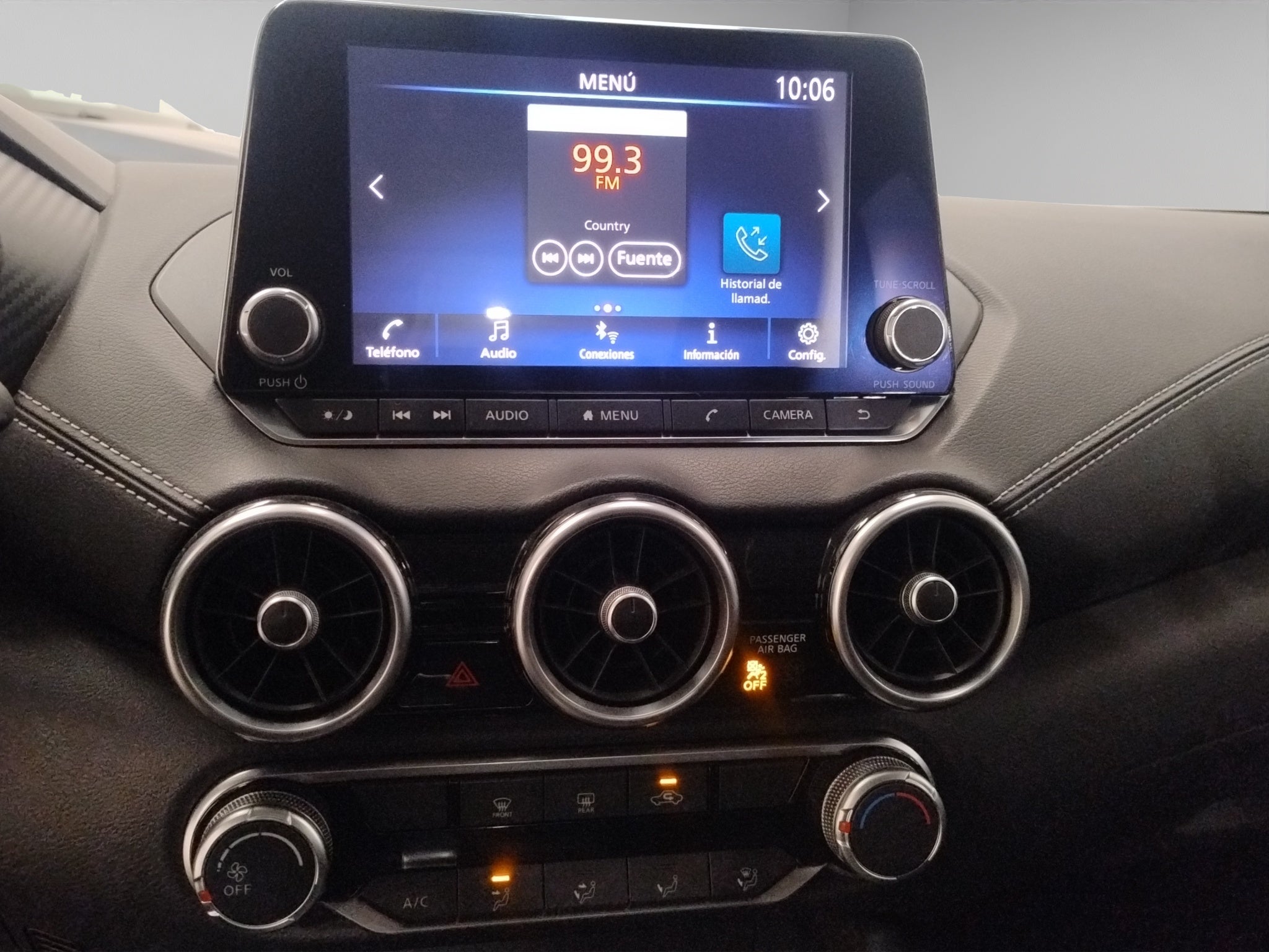 2023 Nissan Sentra 4 pts. Advance, TM6, a/ac., f. niebla, RA-16