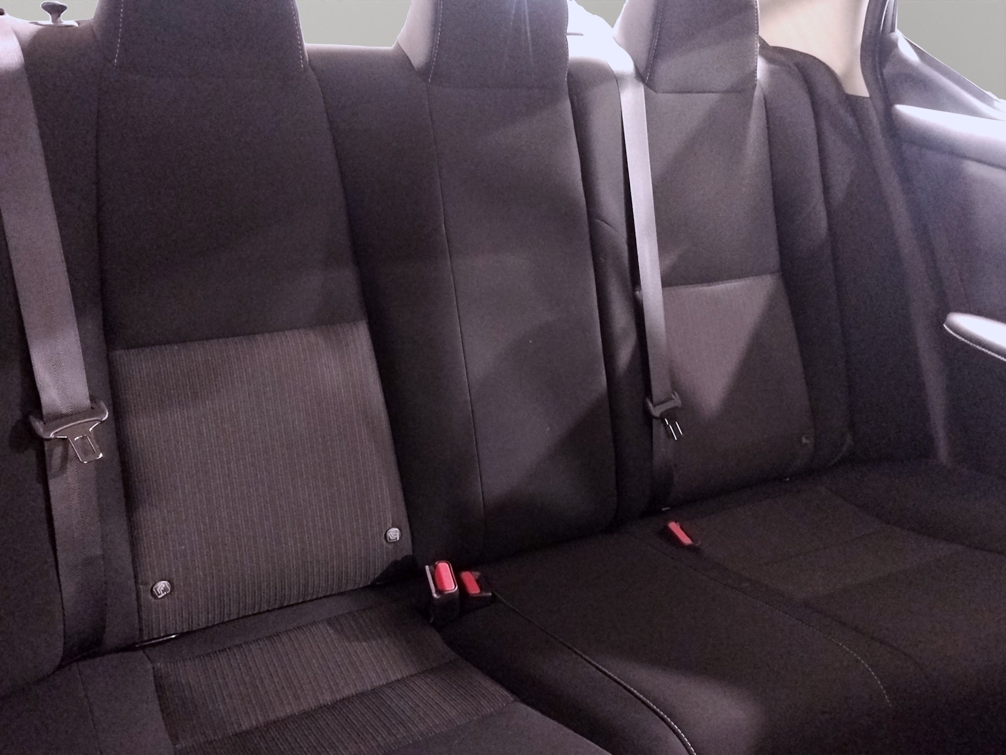 2023 Nissan Sentra 4 pts. Advance, TM6, a/ac., f. niebla, RA-16